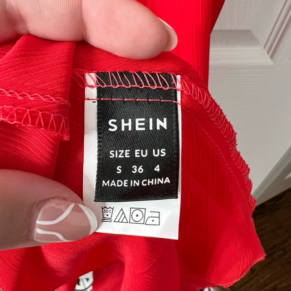 Red Flounce Sleeve Sequin Dress - Picture 11 of 13